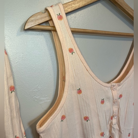 H&M Peach Print Women's Sleepwear Set - Picture 7 of 13